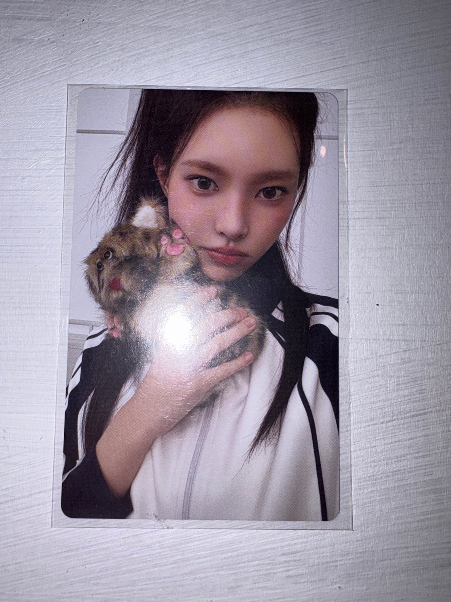 Yunah Super Real Me Weverse Album Card