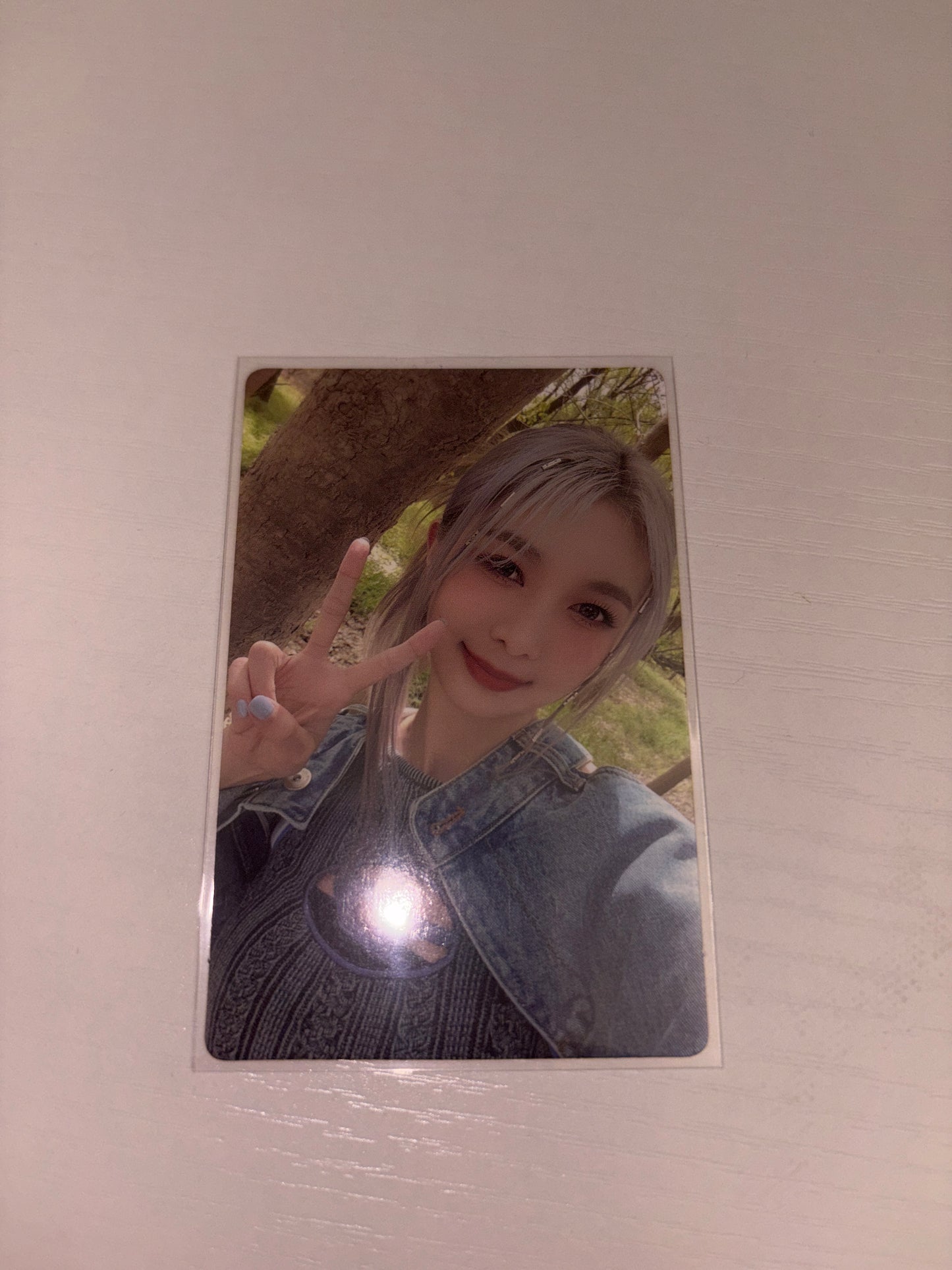 Dreamcatcher: Dami Apocolypse: From Us Album Card Kpop Kardz