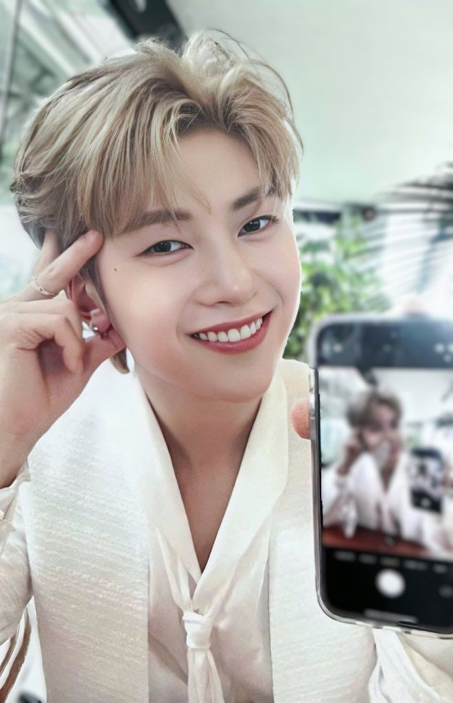 Matthew 1st 2023 Fancon Trading Card Ver 2 Kpop Kardz