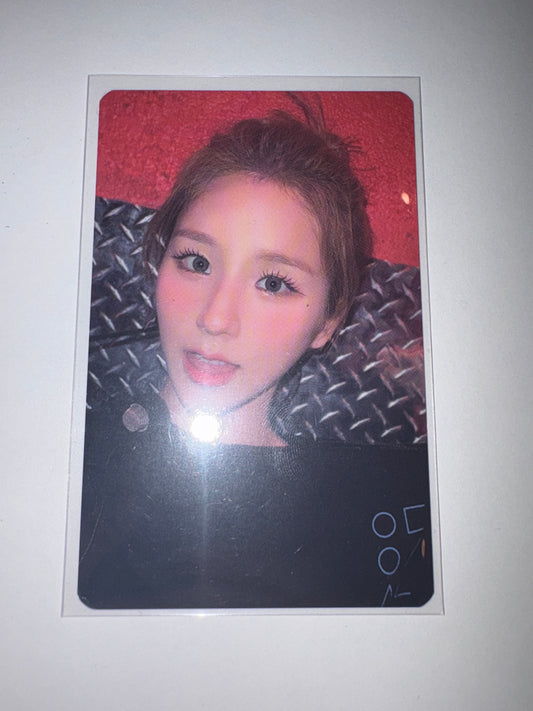 Heejin 2022 1st World Tour Card