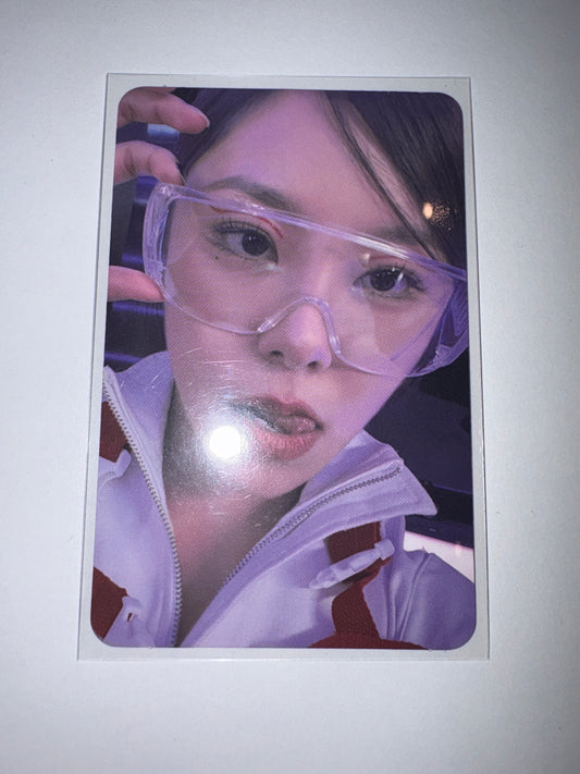 Wheein Mic On Album Card Kpop Kardz