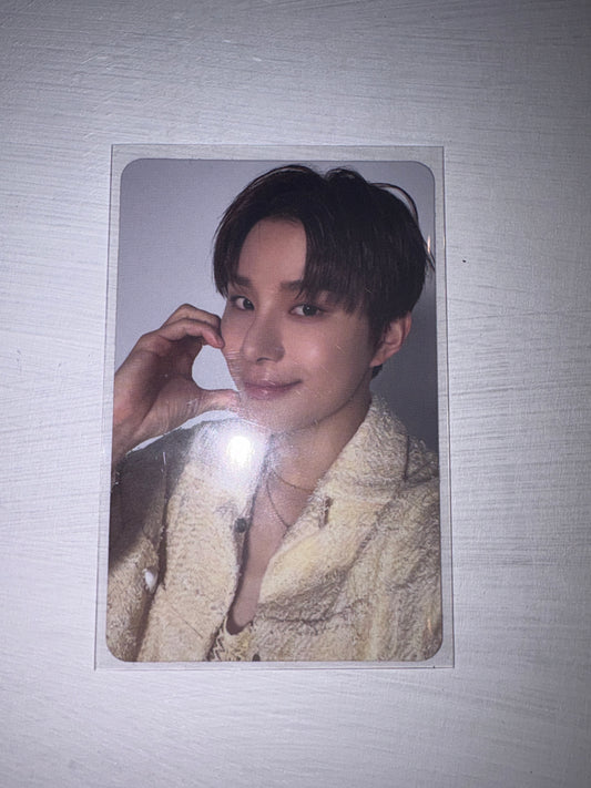 Jungwoo Perfume Box Card