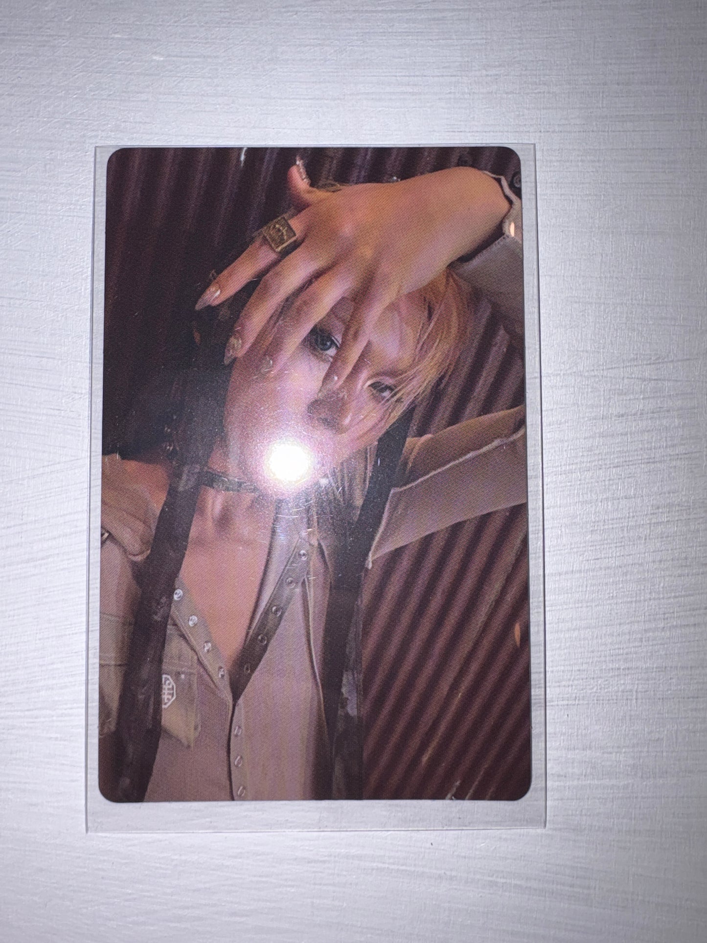 Hyun Uxlxve Album Card