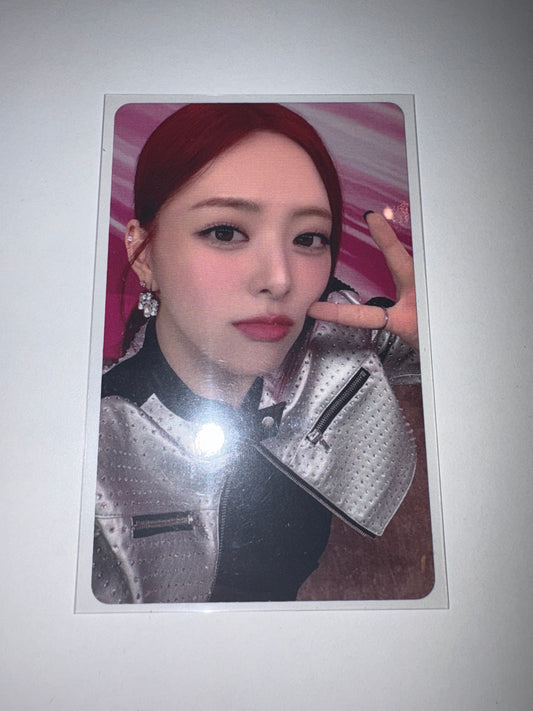 Yuna 2nd World Tour Born To Be Card