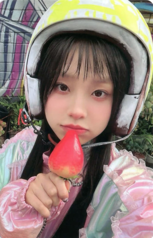 Chuu Strawberry Rush STAYG Album Ver Kpop Kardz