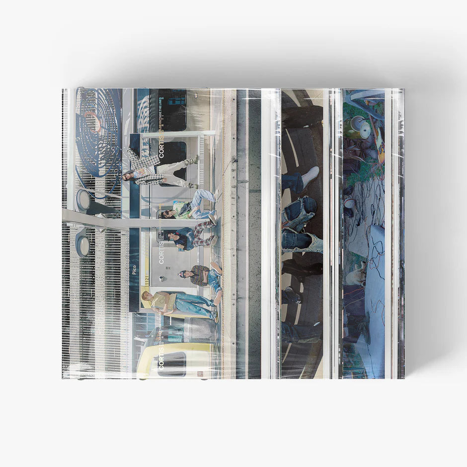 Cortis- 1st EP [Clolour Outside The Lines] Standard Ver