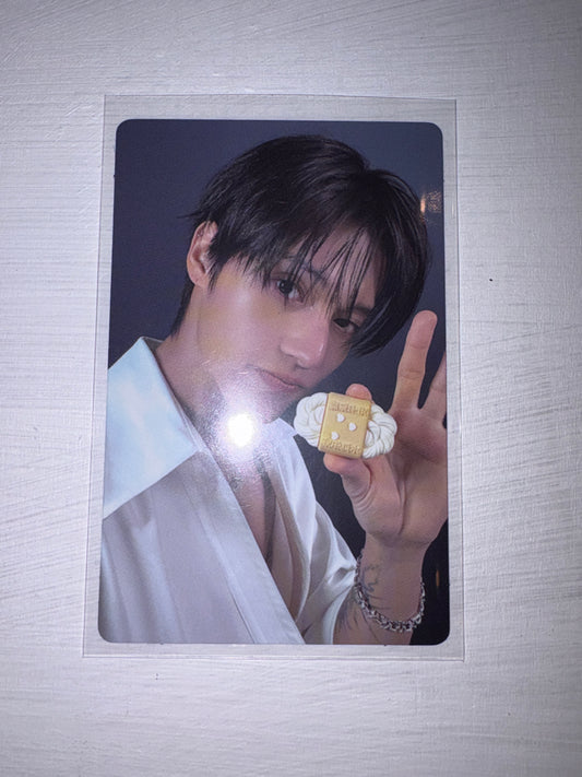 Wooyoung Golden Hour: Part 4 Platform Album Card