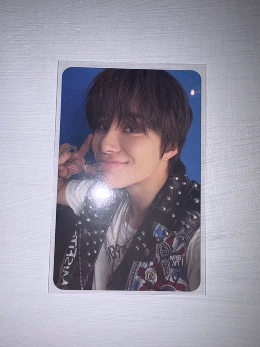 Jungwoo Fact Check Album Card