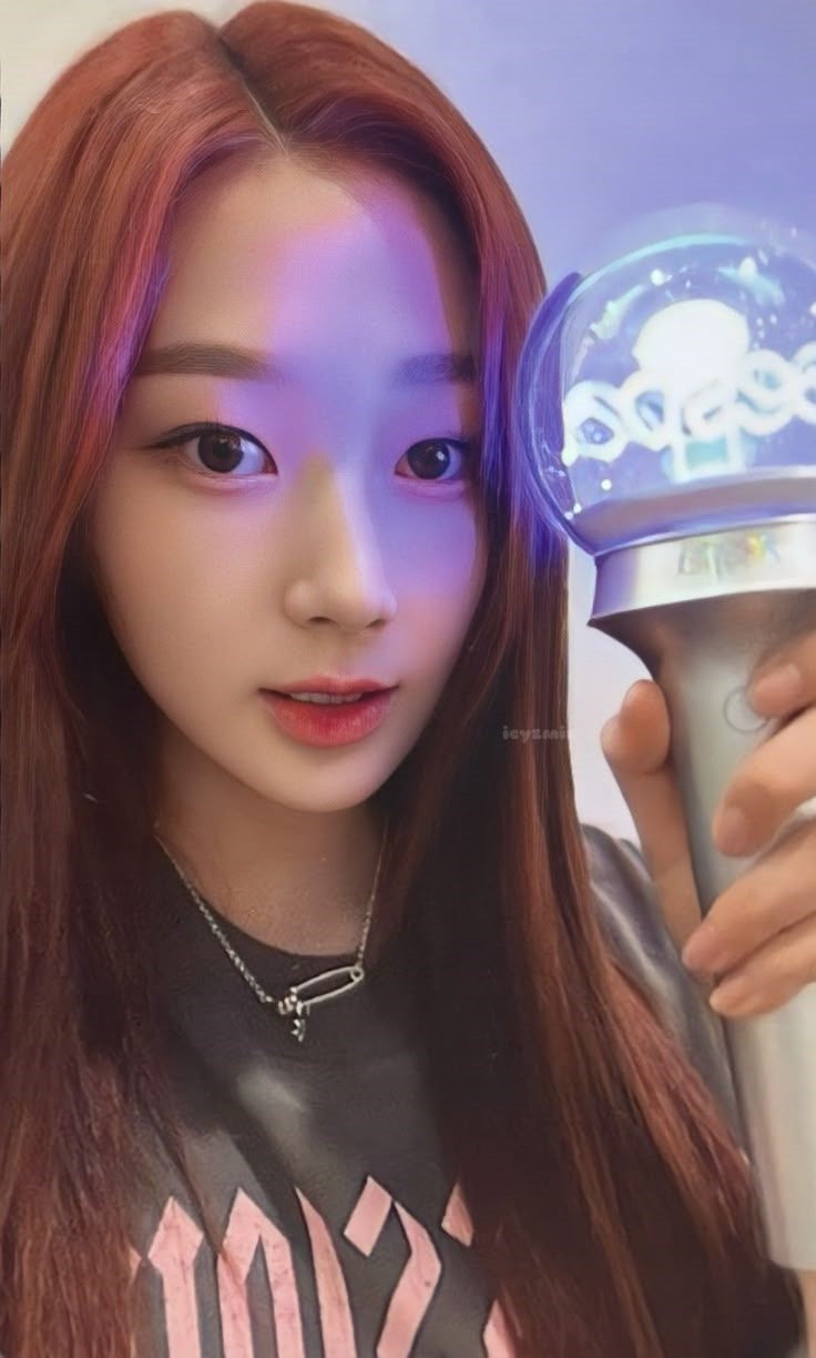 Giselle Official Fanlight Card Kpop Kardz