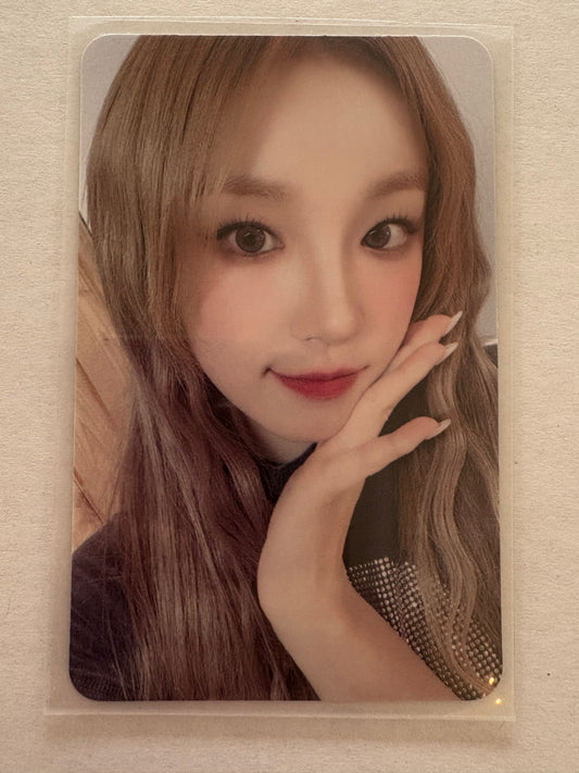 Yuqi Frank Burger Card Kpop Kardz