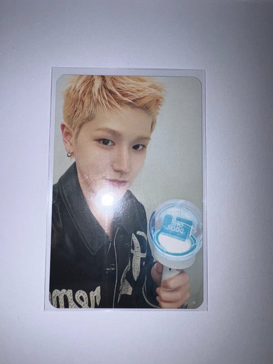 Riwoo Official Light Stick Card Kpop Kardz