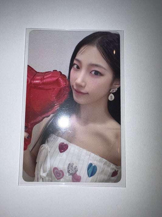 Kazuha Easy Weverse Card