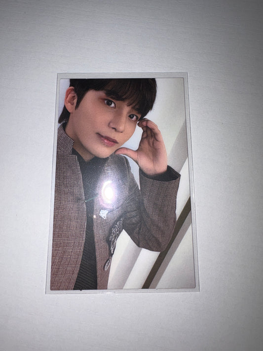 Ateez: Jongho Zero: Fever Epilogue Album Card