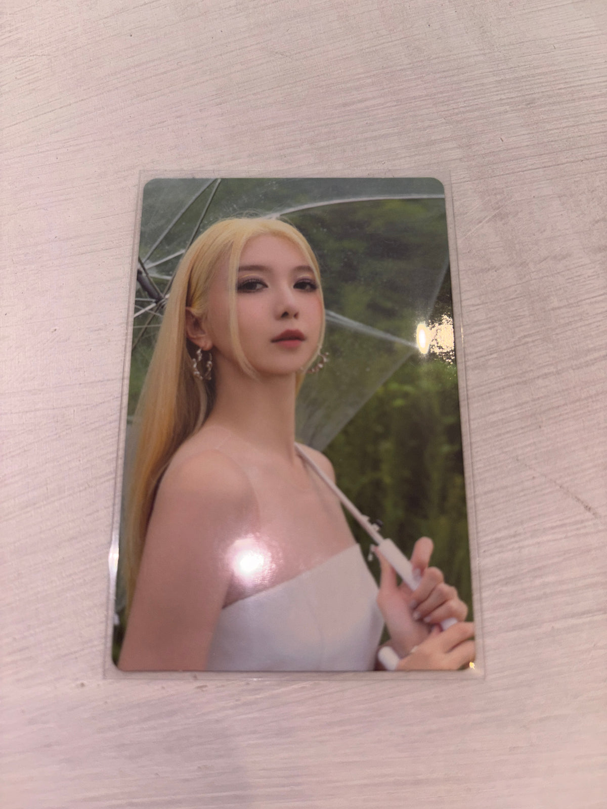 Dreamcatcher: Dami Apocolypse: Follow Us Album Card Kpop Kardz