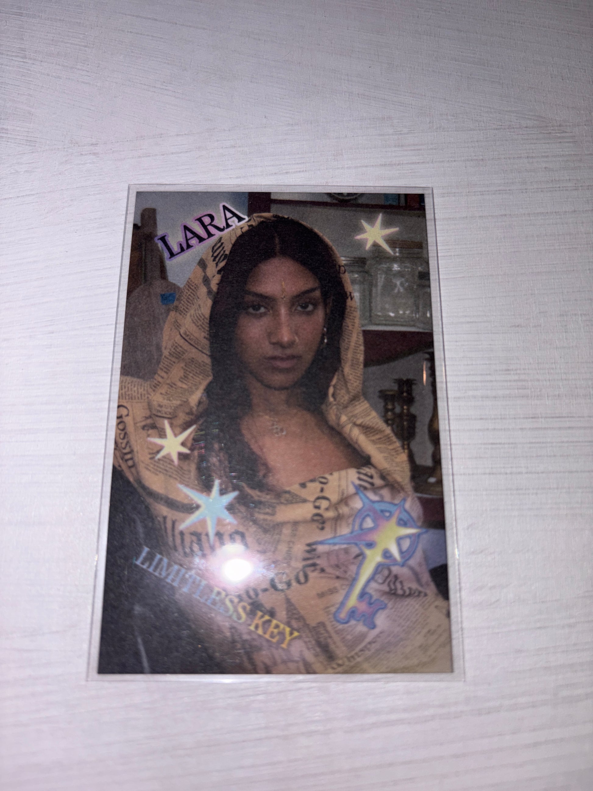 Katseye: Lara Soft Is Strong (SIS) Vinyl Card Kpop Kardz