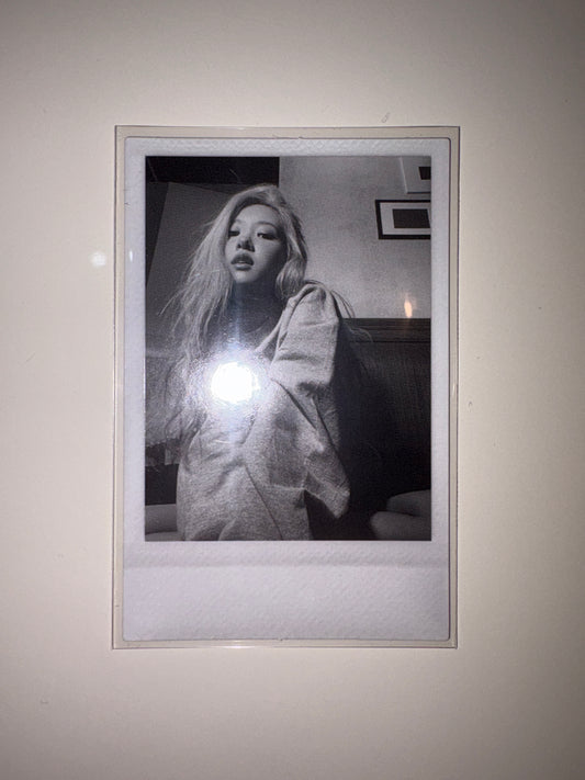 Rose: -R- Polaroid Album Card Kpop Kardz