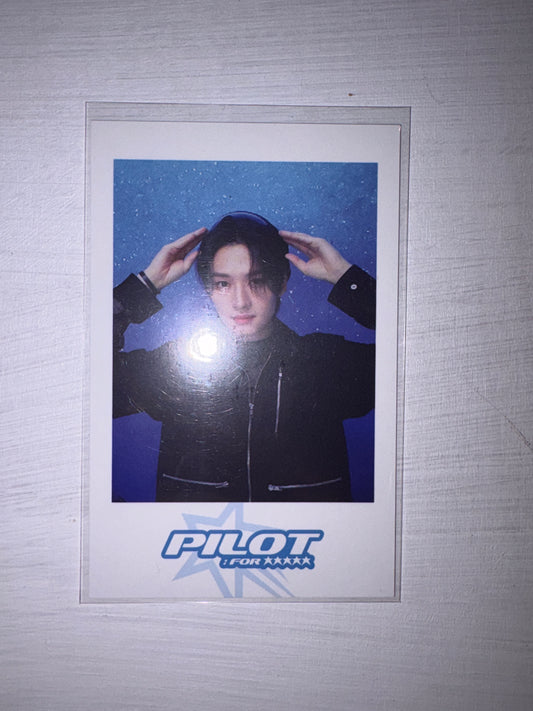 Straykids: Leeknow Fanmeeting Pilot Offline Event Card Kpop Kardz