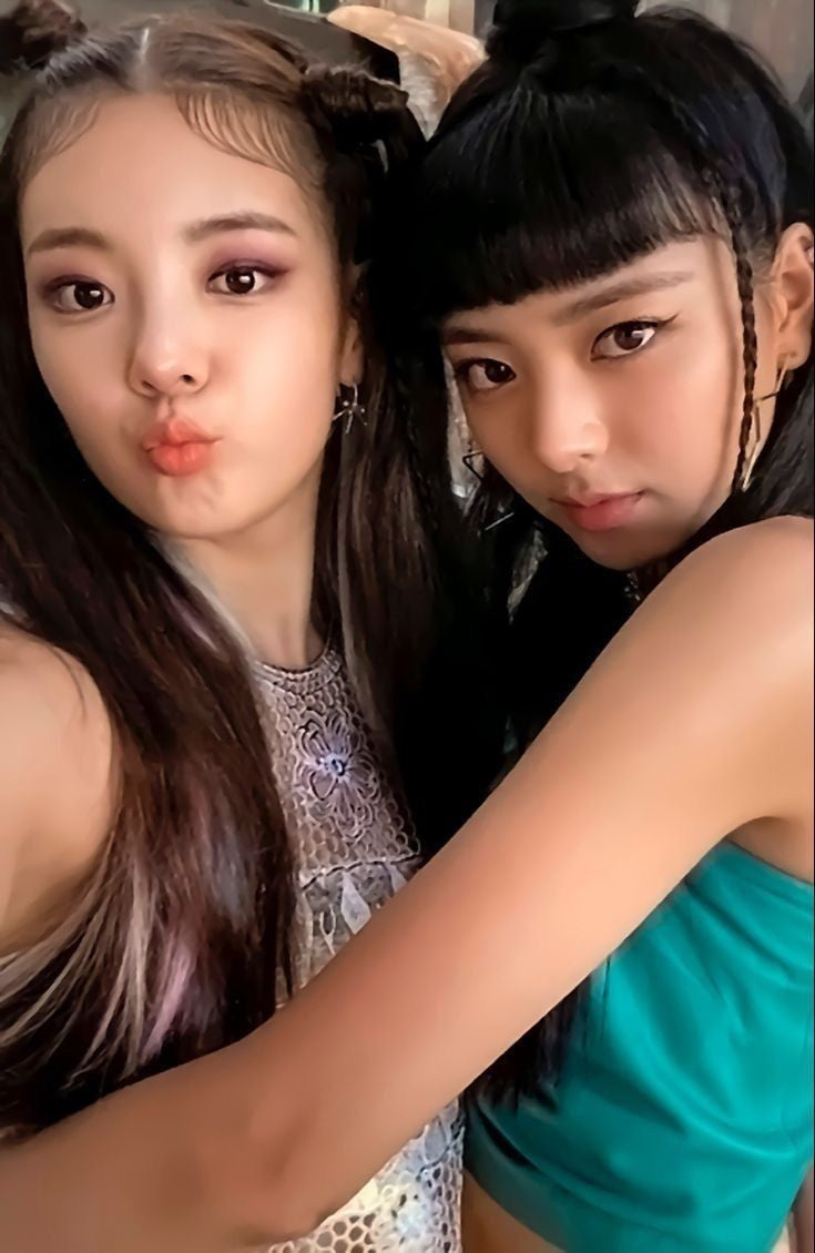 Lia and Yuna Unit Not Shy Album Card