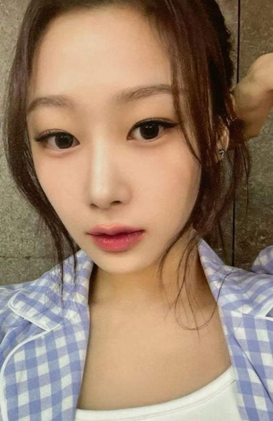 Giselle 2022 Pink Christmas Card