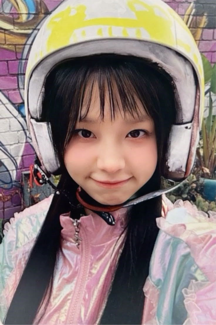 Chuu Strawberry Rush Strawberry Ver Kpop Kardz