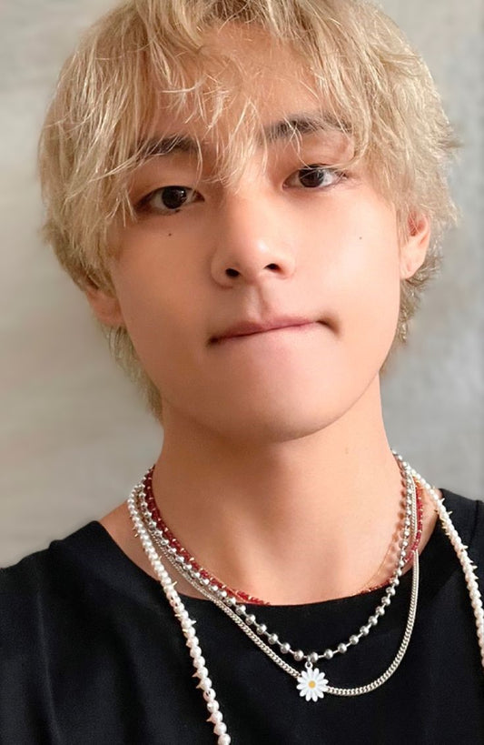 Taehyung Layover Weverse Ver 2