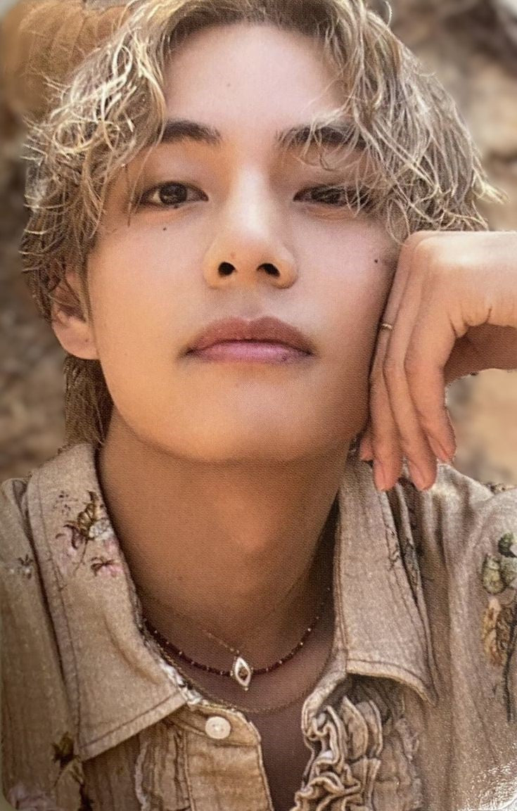 Taehyung Layover Weverse Ver 5